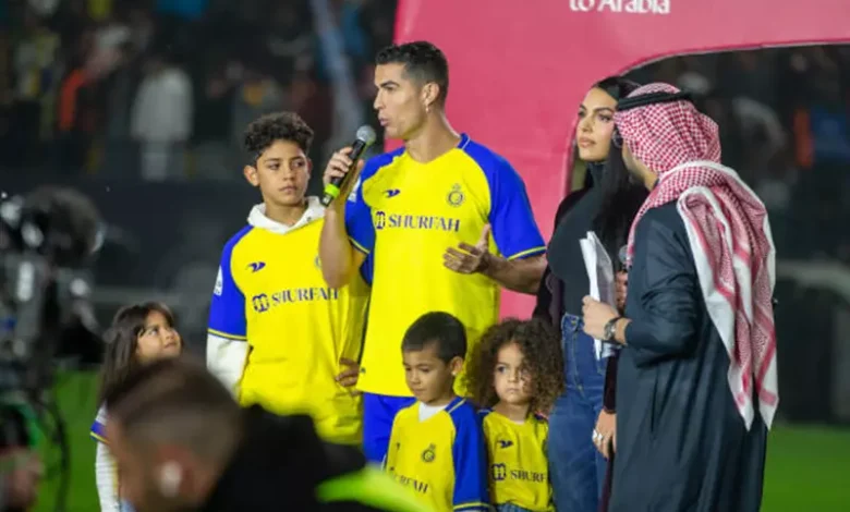 اتفاقية طلاق مليونية.. تفاصيل مثيرة حول زفاف رونالدو وجورجينا