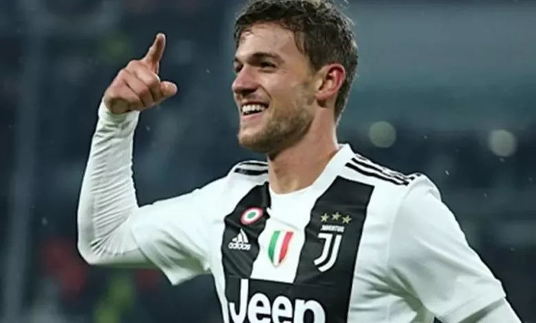 المسيرة مستمرة.. يوفنتوس يعلن تجديد عقد روجاني