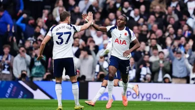 التعادل يتلاعب بتوتنهام ويونايتد في بريميرليج