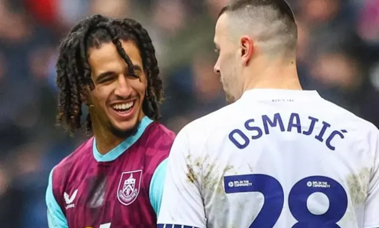 بعد الإساءة لنجم عربي.. إيقاف لاعب في إنجلترا