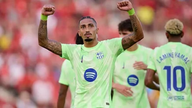 بعد غياب 54 يومًا.. رافينيا يعود لتدريبات برشلونة