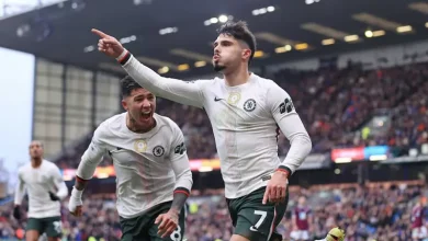 تشيلسي يتجاوز عقبة بيرنلي ويرتقي إلى وصافة البريميرليج