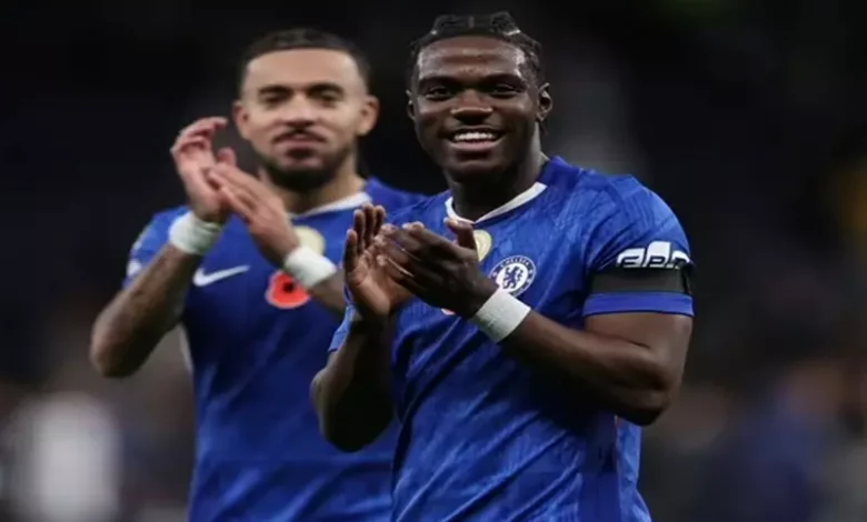 لاعب تشيلسي ينفي أنباء عرضه على مانشستر يونايتد