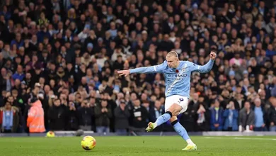 مامارداشفيلي يتصدى لركلة جزاء من هالاند