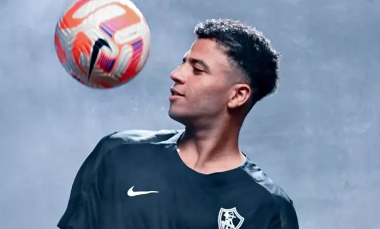 وكيل أحمد ربيع يوضح حقيقة إصابات لاعب الزمالك